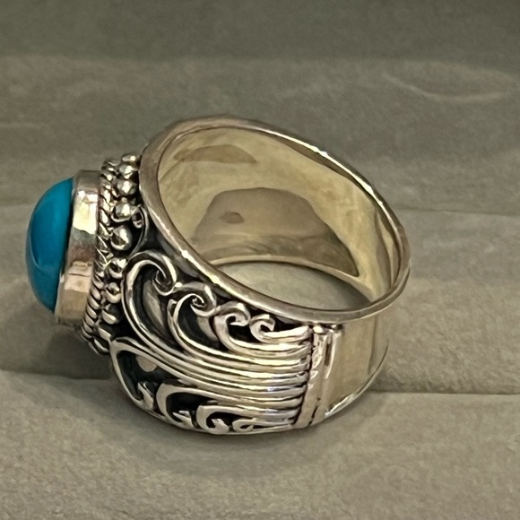 925 Sterling Silver Sleeping Beauty Turquoise 8 x 10mm oval, wide band ring - Picture 2 of 4